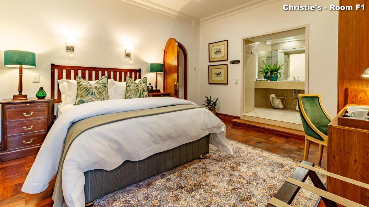 Christies At 32 On Russell Bed & Breakfast Mbombela Bagian luar foto