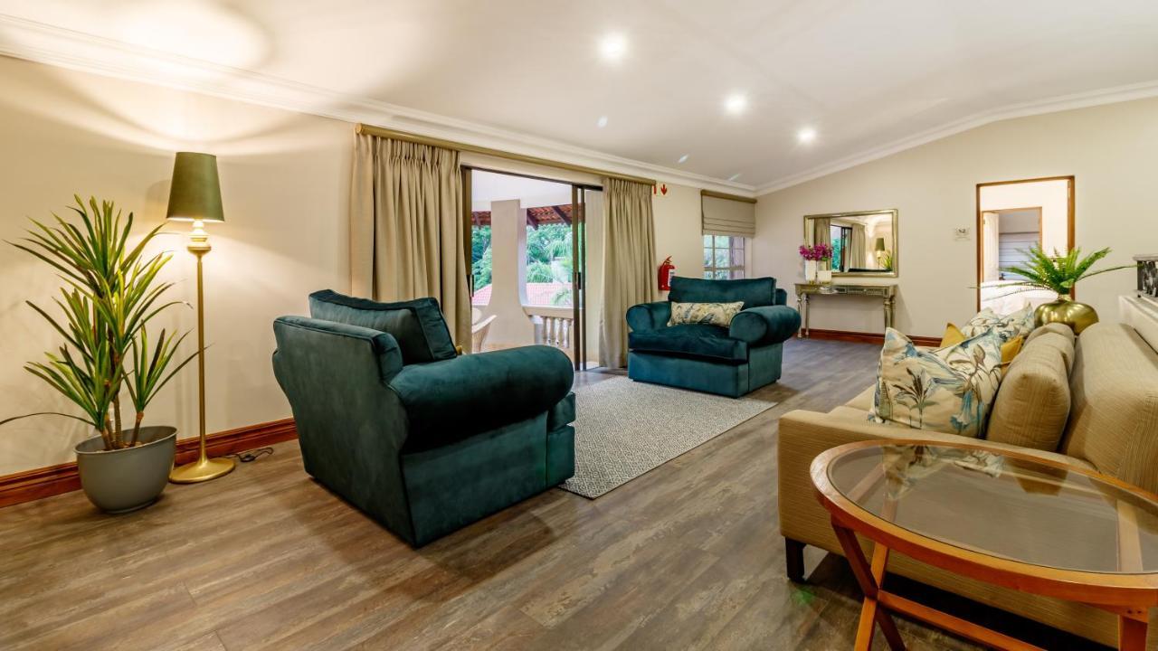 Christies At 32 On Russell Bed & Breakfast Mbombela Bagian luar foto