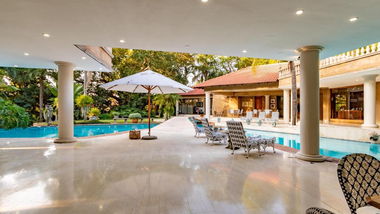 Christies At 32 On Russell Bed & Breakfast Mbombela Bagian luar foto