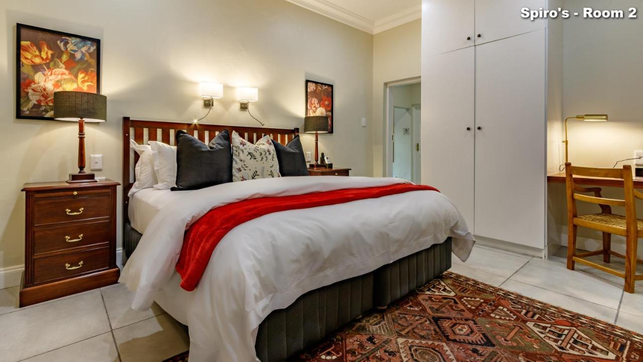 Christies At 32 On Russell Bed & Breakfast Mbombela Bagian luar foto